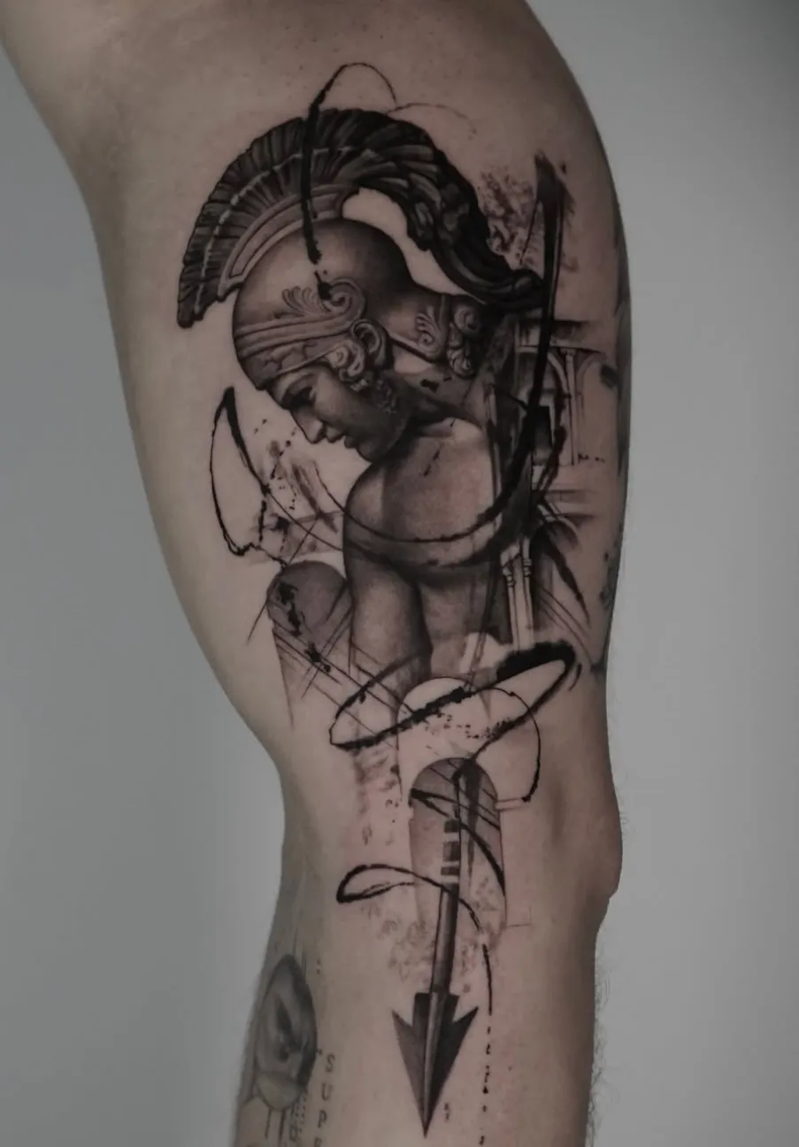 Tatuaje de estilo microrealismo compositivo